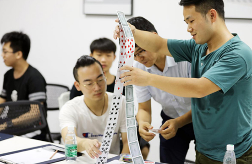 柏斯商劍鋒：工業(yè)設(shè)計無論美丑，都是為打造產(chǎn)品品牌