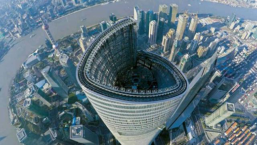 中國(guó)“第一高樓”高達(dá)632米，建筑造型出眾，卻有個(gè)“缺點(diǎn)”